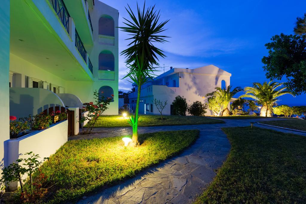 Karras Star Hotel Evdilos  Exteriér fotografie