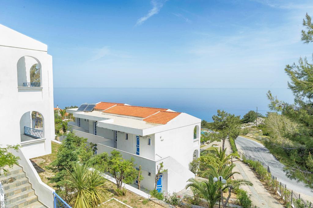 Karras Star Hotel Evdilos  Exteriér fotografie
