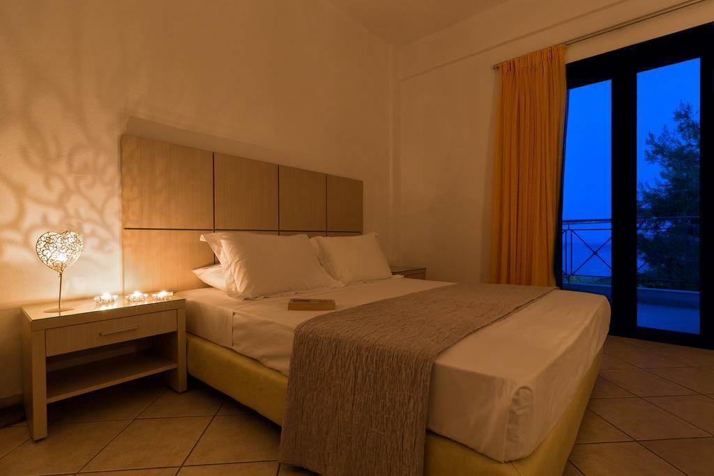 Karras Star Hotel Evdilos  Exteriér fotografie