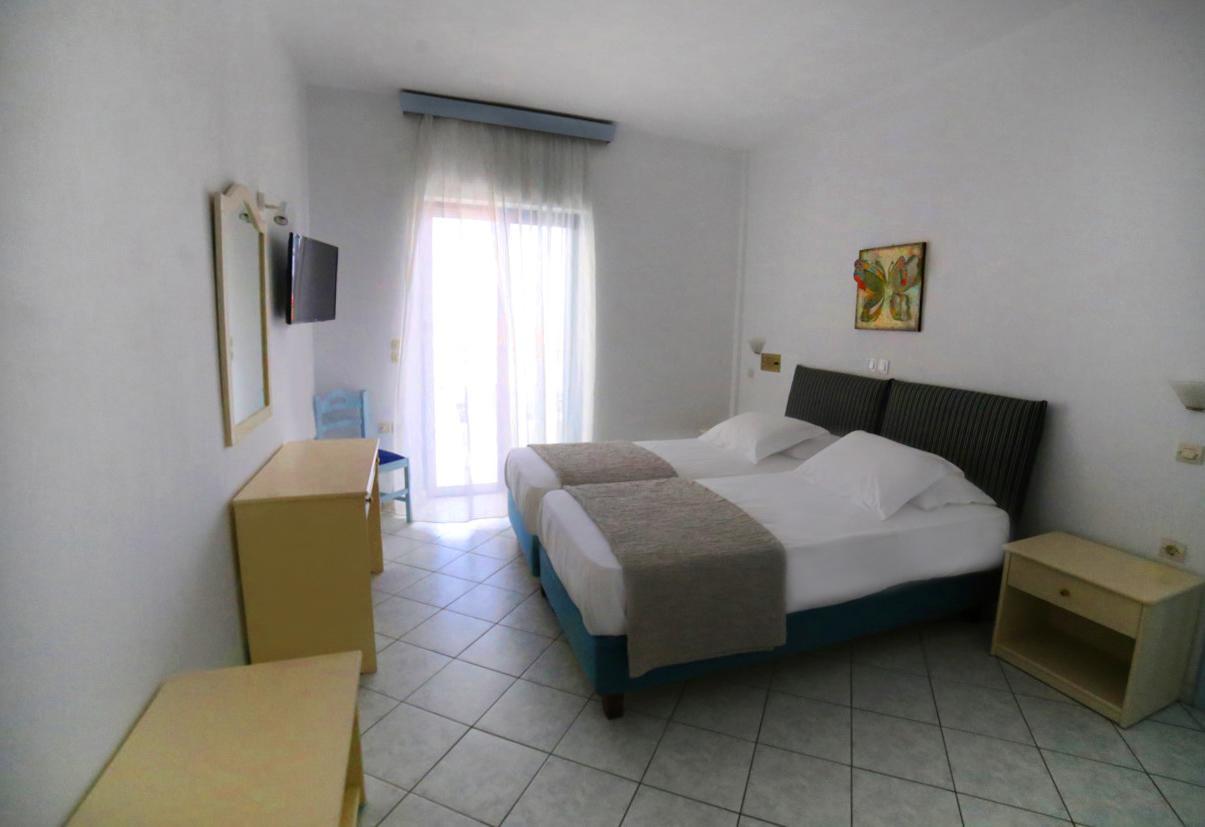 Karras Star Hotel Evdilos  Exteriér fotografie
