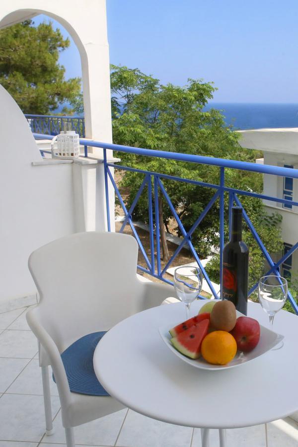 Karras Star Hotel Evdilos  Exteriér fotografie